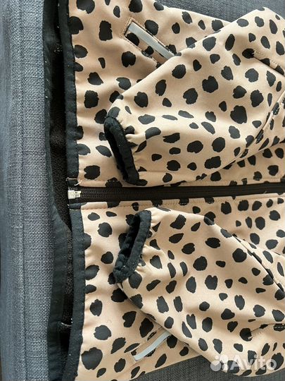 Куртка демисезонная для девочки 104 hm