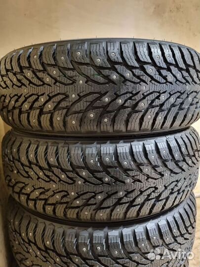 Nokian Tyres Hakkapeliitta 9 SUV 225/55 R19 103T