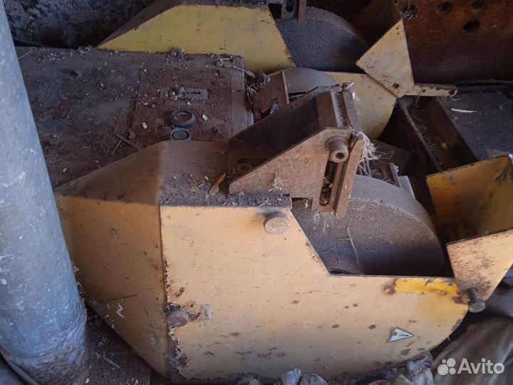 Станок точильный