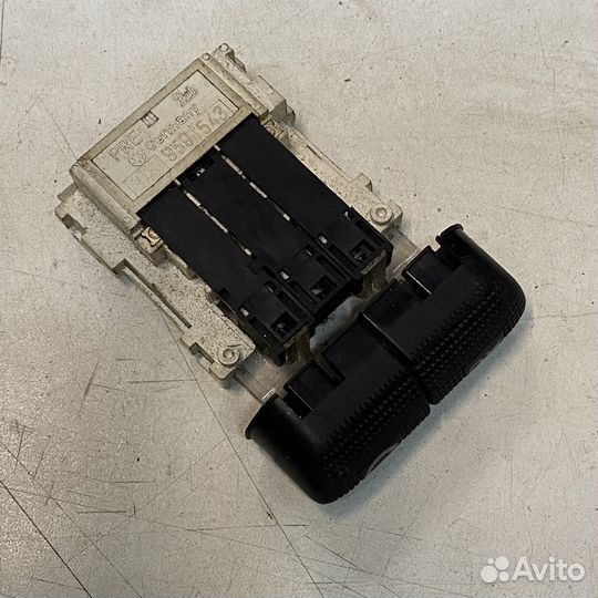 Блок управления кондиционером VW Passat B4