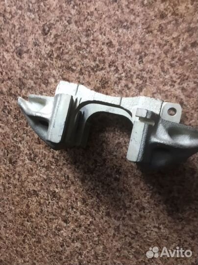 Скоба суппорта ваз2101