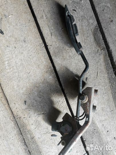 Педаль газа на ниссан пресаж