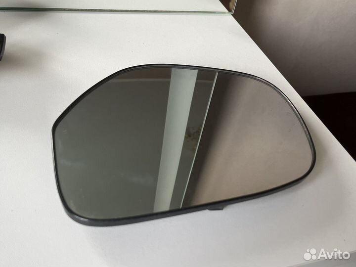 Зеркальный элемент левый