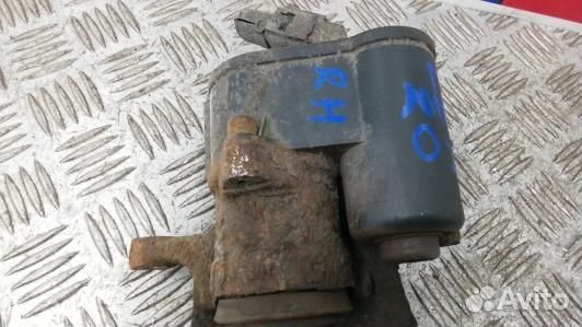 Суппорт тормозной задний правый volkswagen passat