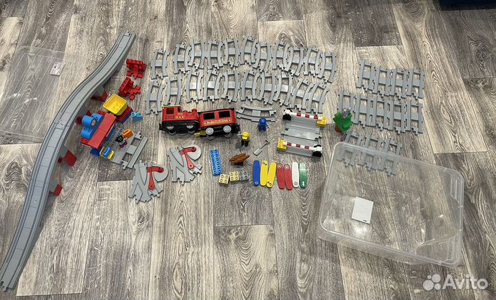 Lego поезд с доп.наборами