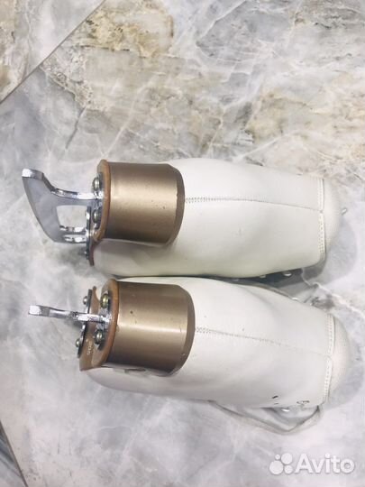 Фигурные коньки edea overture 205