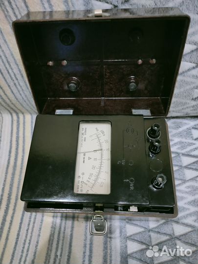 Мегаомметр м4100/3