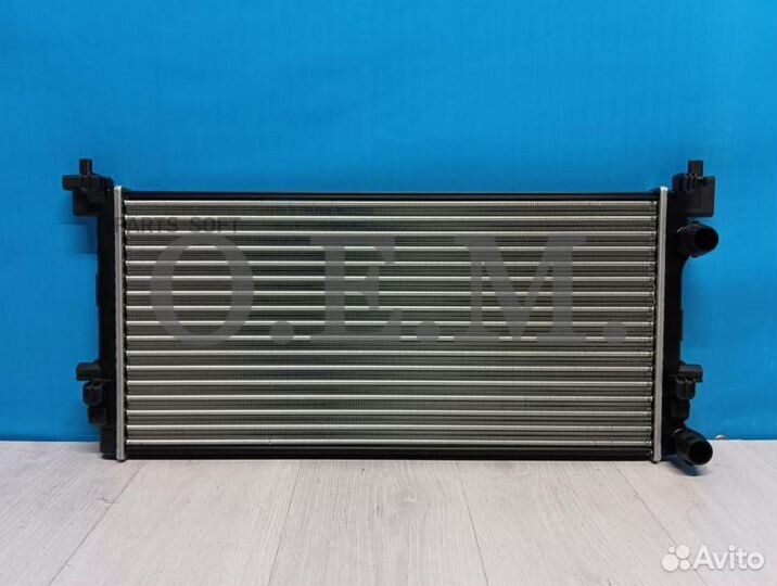 Радиатор охлаждения Фольксваген Гольф 13- 1,2TSI