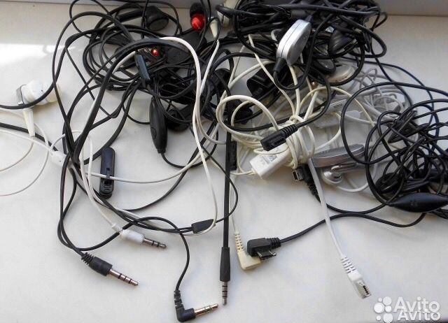 Наушники от сотовых телефонов