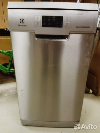 Посудомоечная машина Electrolux 45