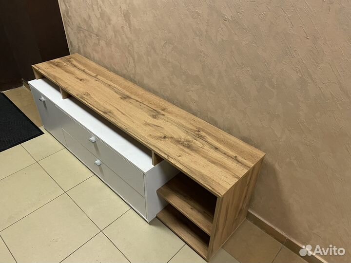 Тумба с ящиками