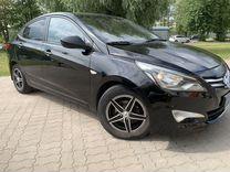 Hyundai Solaris 1.6 AT, 2015, 268 000 км, с пробегом, цена 650 000 руб.