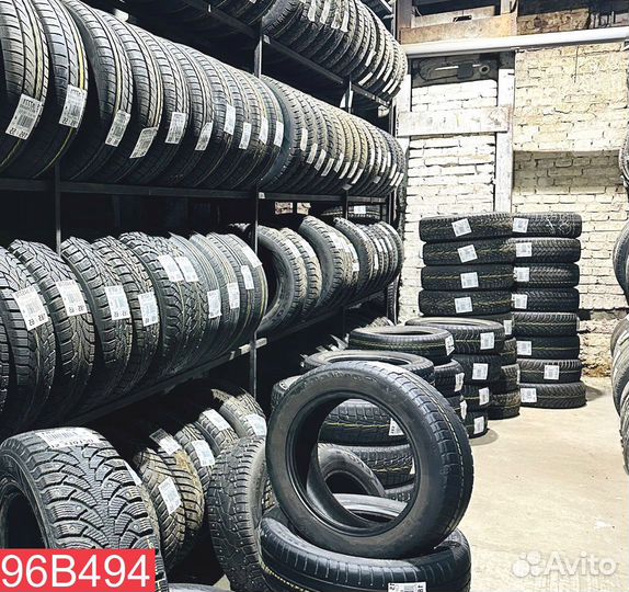 Kumho I'Zen KW22 235/65 R17 108N