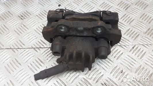 Суппорт тормозной передний правый citroen berlingo