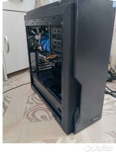 Игровой компьютер с монитором