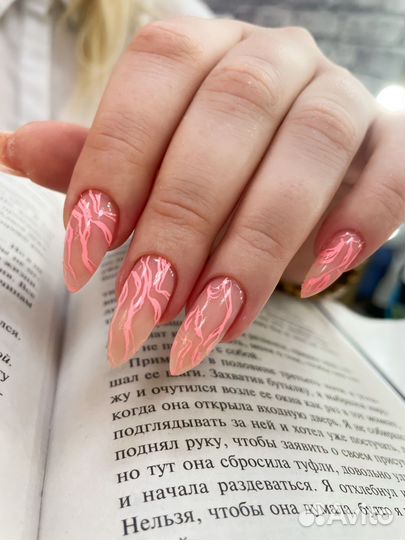 Маникюр с покрытием гель-лаком