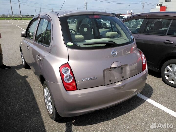 Коллектор впускной nissan march AK12 CR12DE