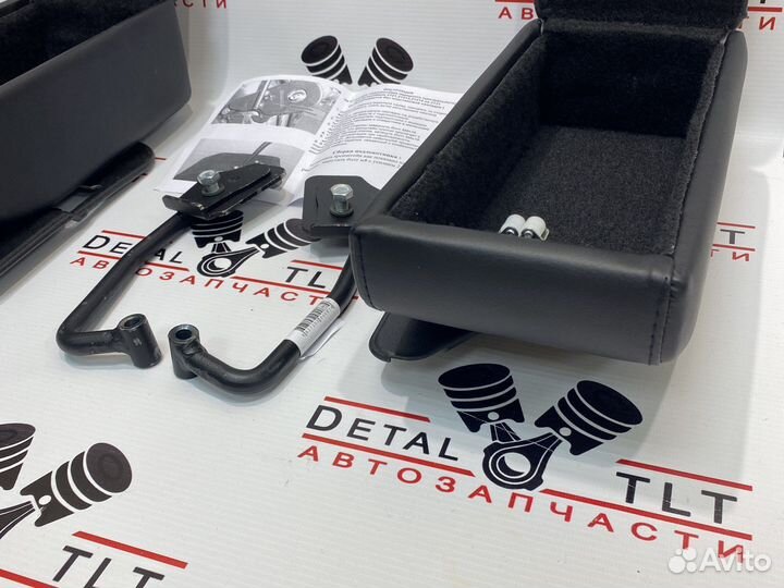 Подлокотник с боксом Нива 21213, 21214,2131