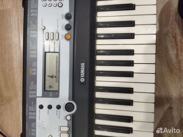 Синтезатор yamaha psr e213