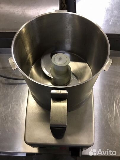 Куттер Robot Coupe R4