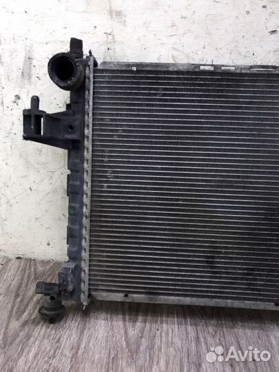 Радиатор двс Opel Corsa C Y17DT