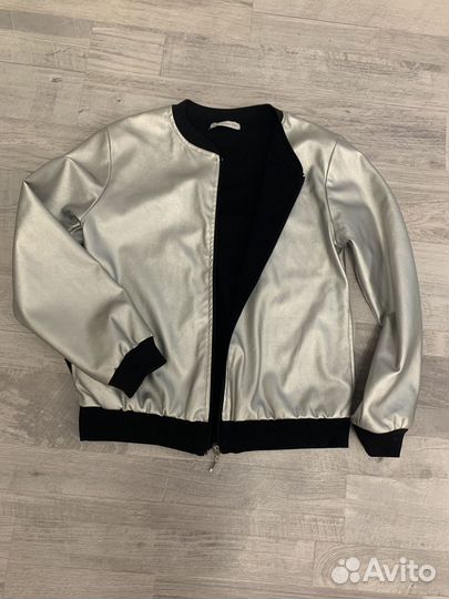 Бомбер для девочки 146 серый