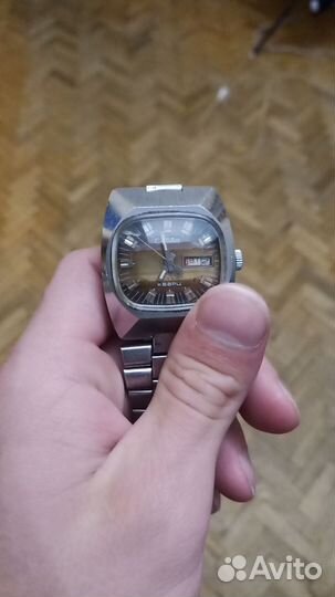 Часы СССР