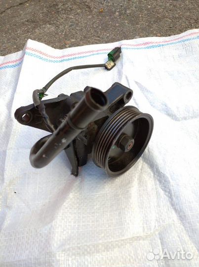 Насос гур (KIA opirus) двигатель G6CU