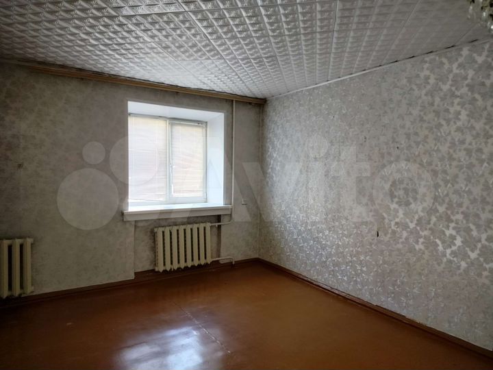 3-к. квартира, 60 м², 2/5 эт.