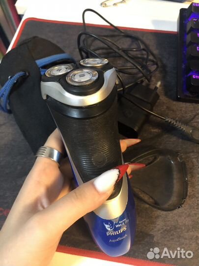 Триммер Philips AquaTouch AT 890