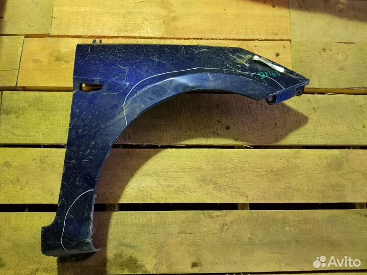 Hyundai solaris 2015 Крыло переднее правое