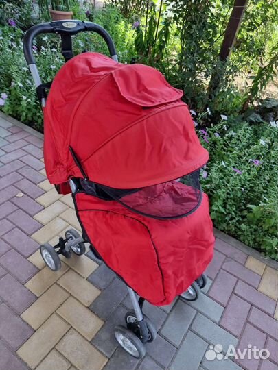 Прогулочная коляска