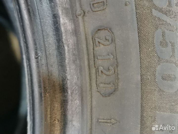 Kumho WinterCraft Ice Wi51 215/50 R17 95W