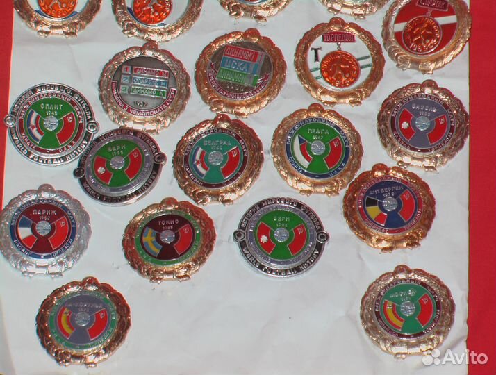 Знаки и значки