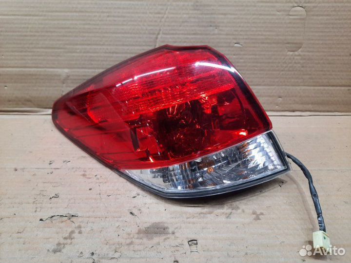 Фонарь задний задний левый Subaru Outback / Legacy