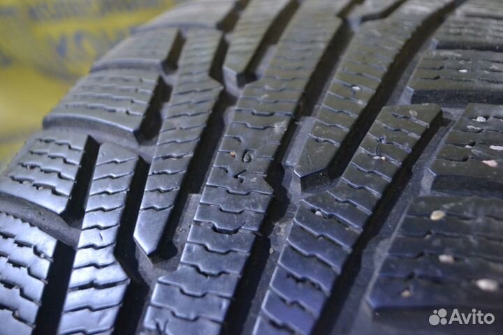 Nokian Tyres Hakkapeliitta R SUV 235/60 R18