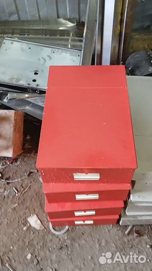 Ящик для инструмента металлический