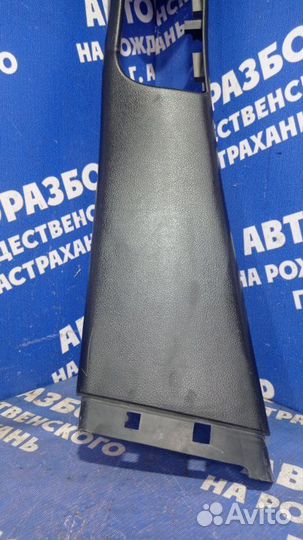 Обшивка средней стойки Nissan Teana J31 седан 2006