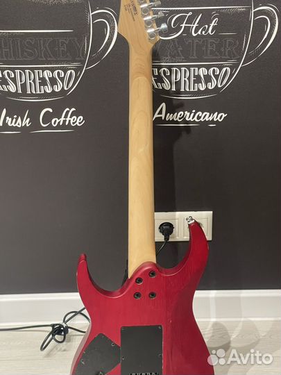 Электрогитара