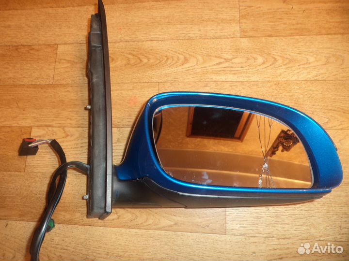 Зеркало правое VW Volkswagen Touran Тоуран
