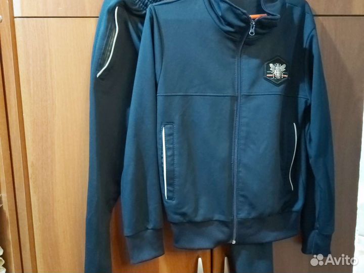 Спортивный костюм для мальчика 140 см