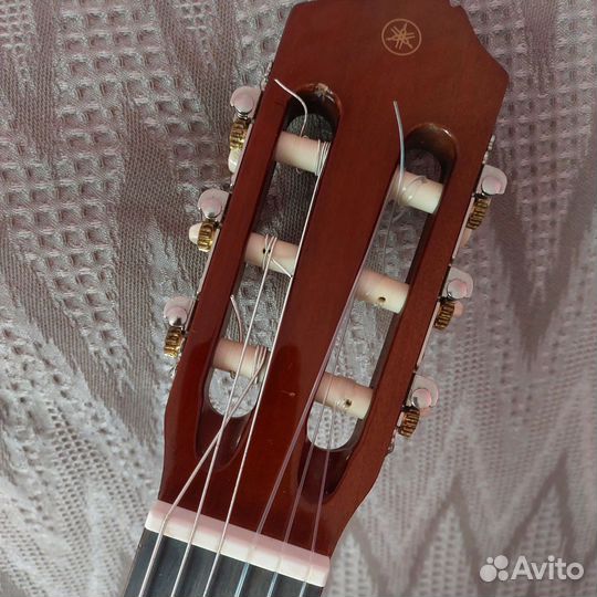 Гитара yamaha C40