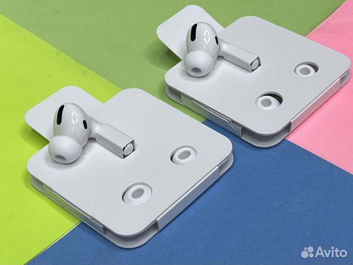 Правый AirPods Pro