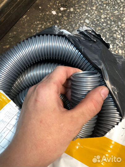 Шланг для пылесоса
