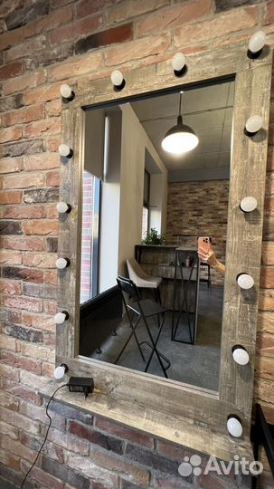 Зеркало с подсветкой