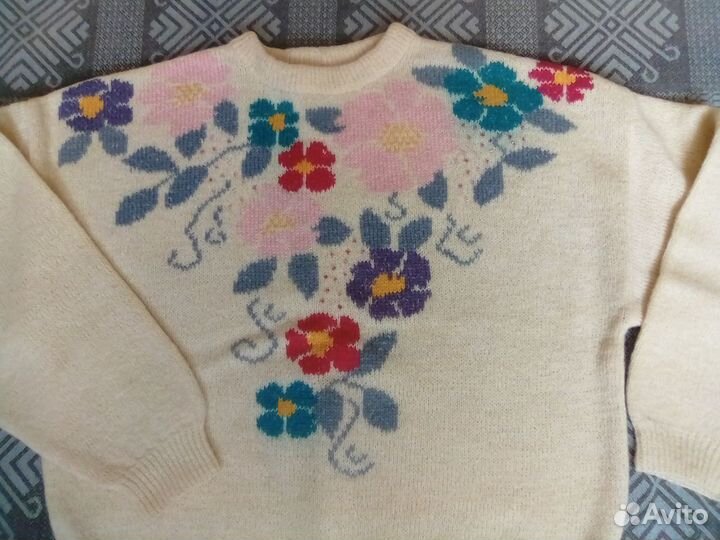 Свитер (джемпер) женский 44-46 размер