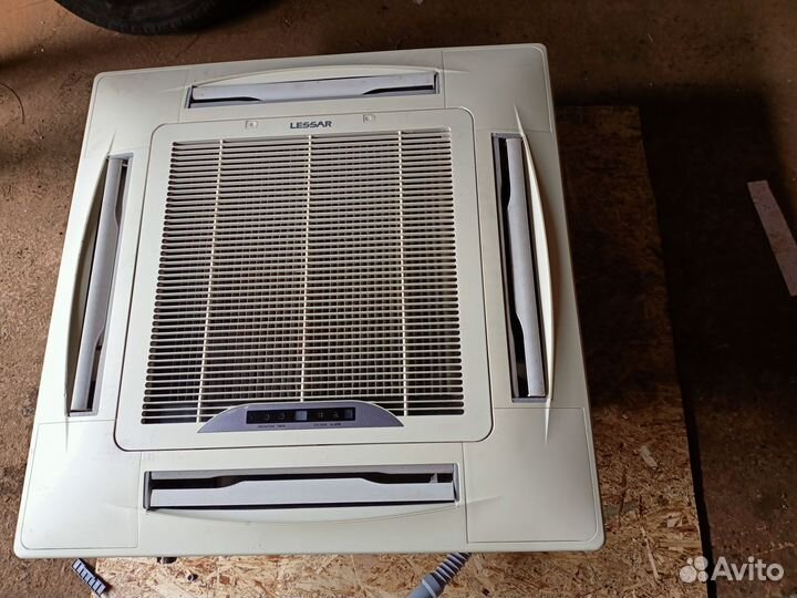 Внутренний кассетный блок кондиционера lessar 36