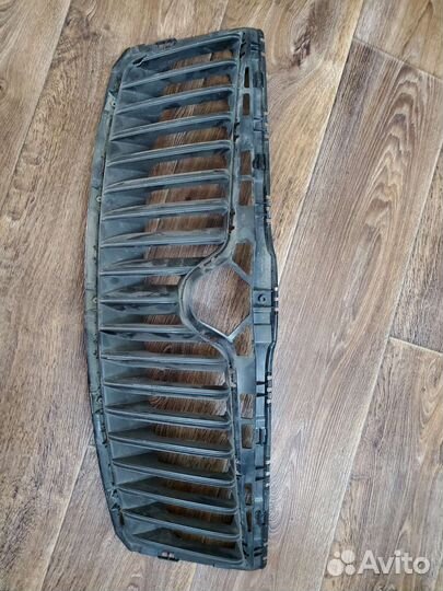 Усилитель заднего бампера для шкоды а5. Решетка