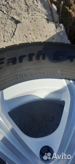 Yokohama Bluearth ES32 205/65 R15 99