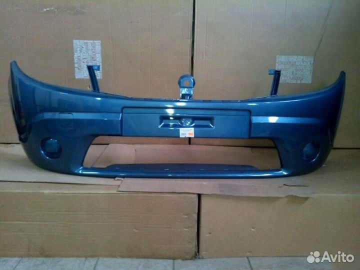 Бампер в цвет на Renault Sandero YU7320-82110